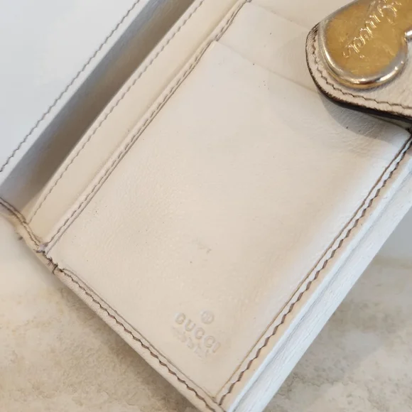 Gucci Guccisima Heart Snap Fold Wallet - Picture 10 of 16